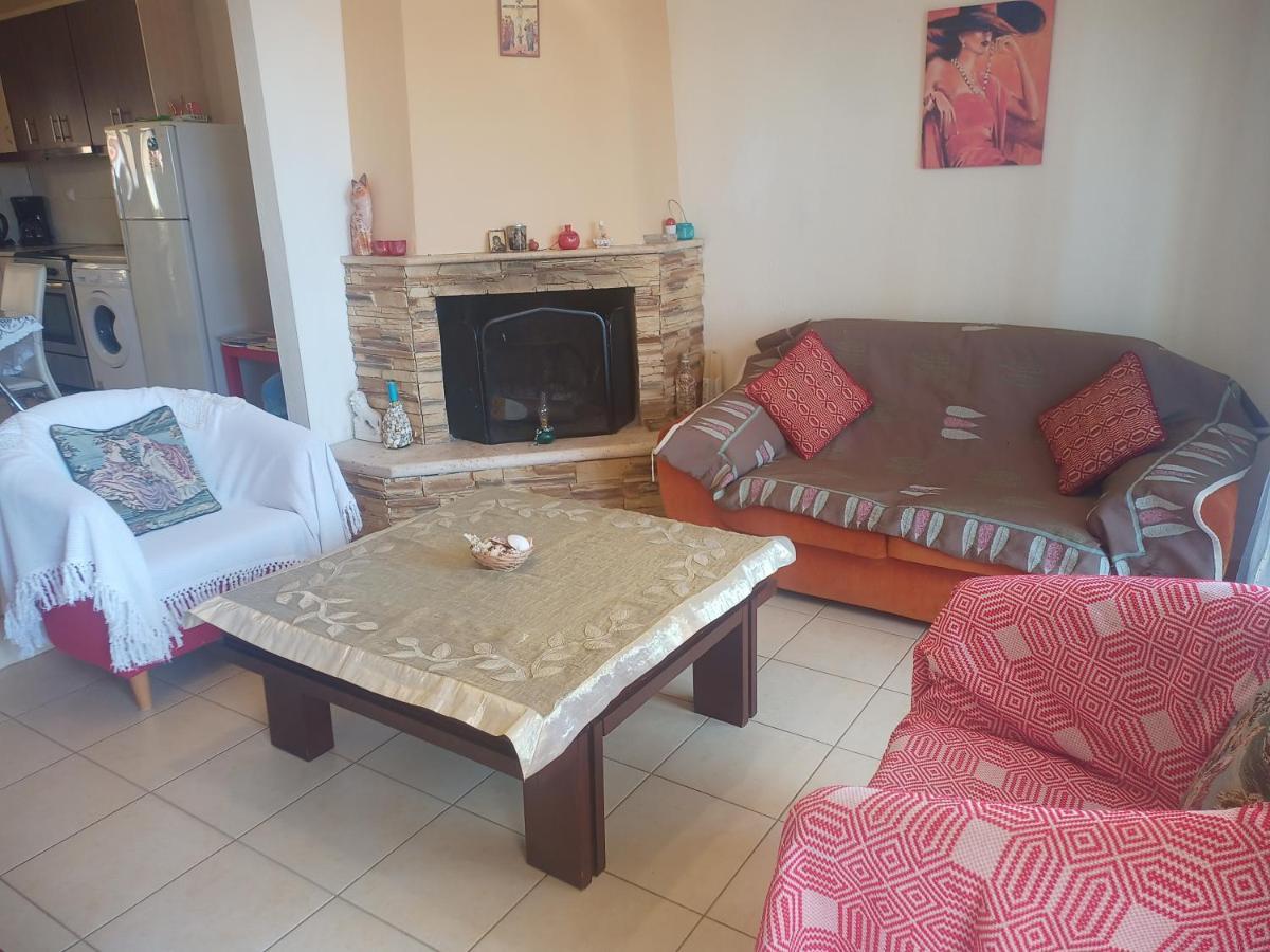 Μεζονετα Apartment Nea Roda Exterior photo